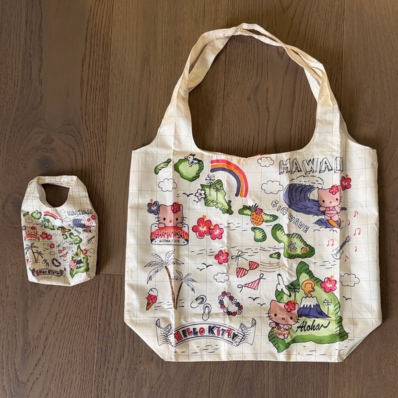 Hello Kitty Other - Hello Kitty Cream Hawaii Print Foldable Tote